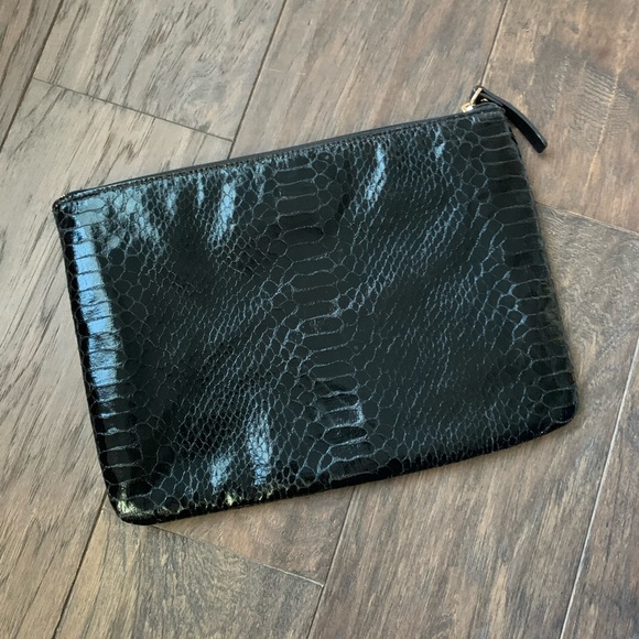 Kate Spade black zip pouch - Picture 2 of 3